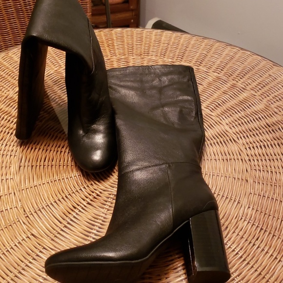 Kenneth Cole Reaction "Cherry" boot 6 - Picture 5 of 8